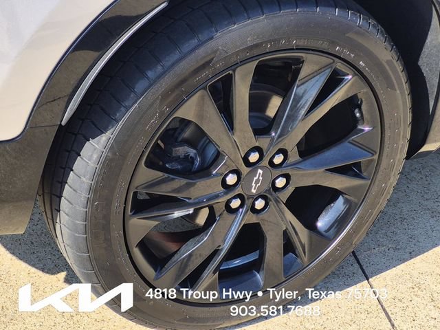 Used 2019 Chevrolet Blazer RS w/ Sun and Wheels Package AWD/4WD image 7