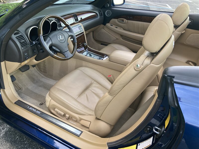 Used 2006 Lexus SC 430 Convertible RWD image 14