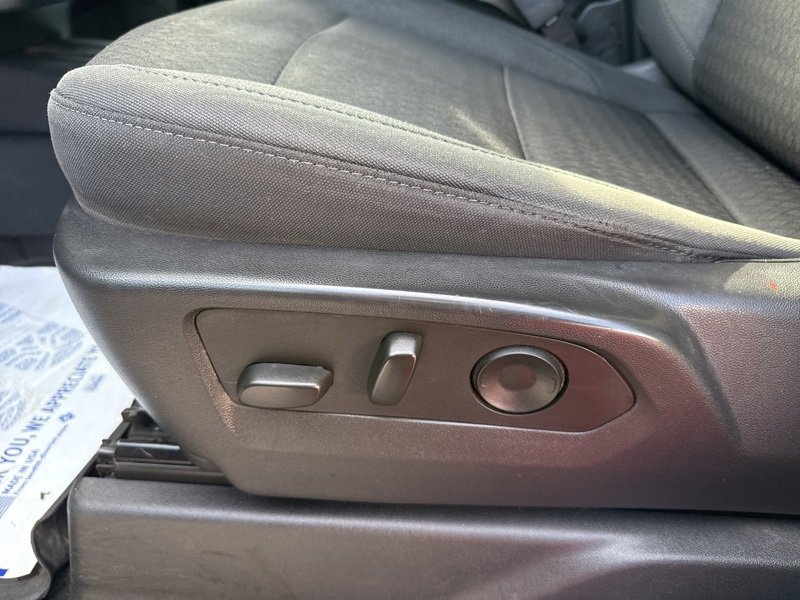 Used 2022 Chevrolet Silverado 1500 Custom image 21