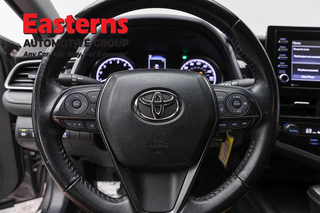 Used 2024 Toyota Camry SE FWD image 11