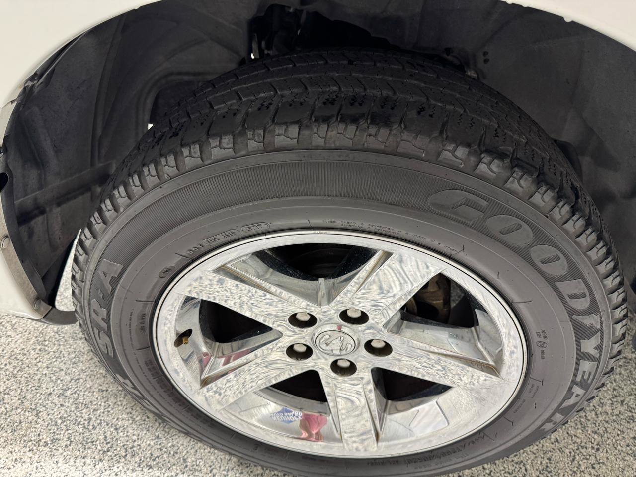 Used 2017 RAM 1500 Express image 7