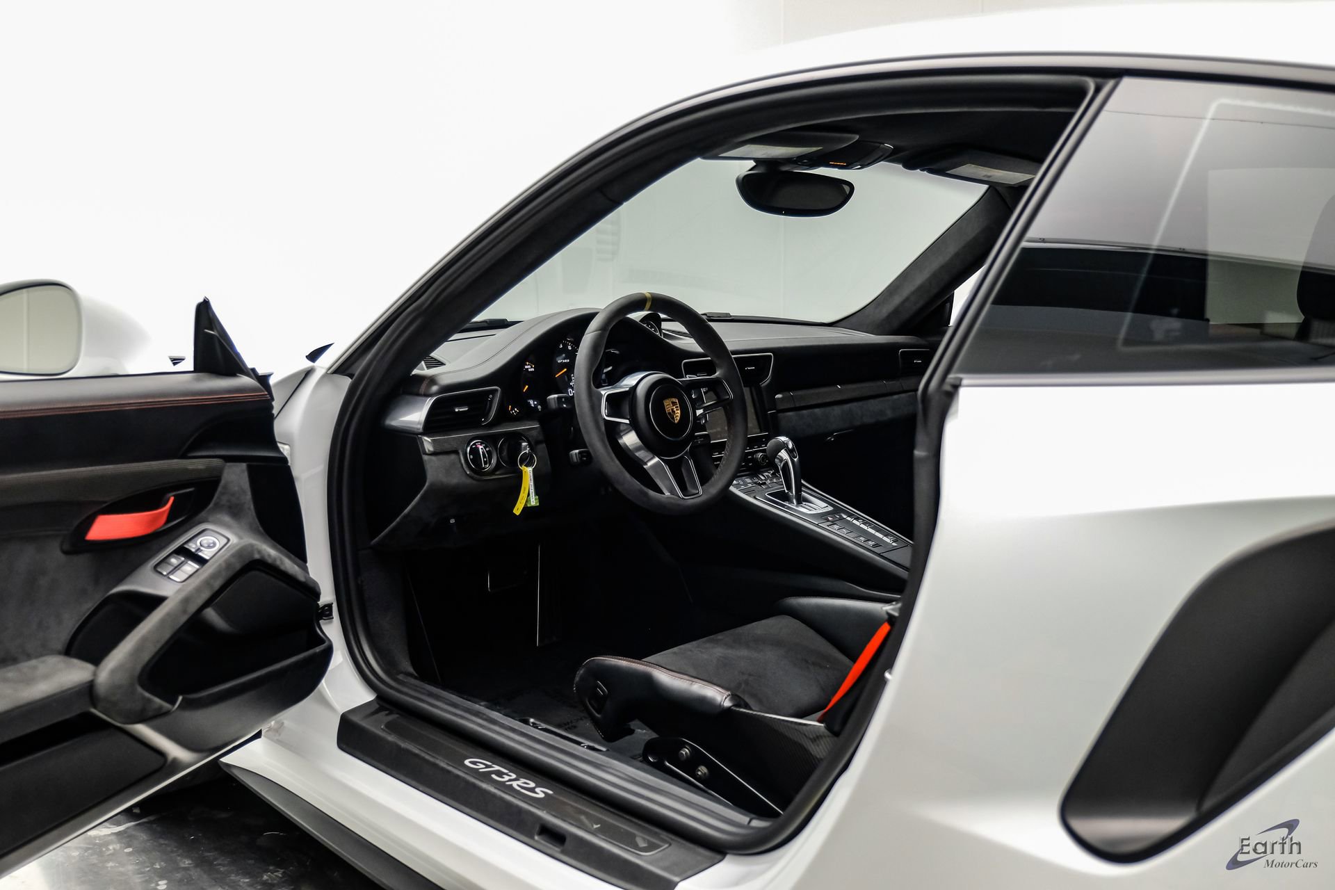 Used 2016 Porsche 911 GT3 RS image 44