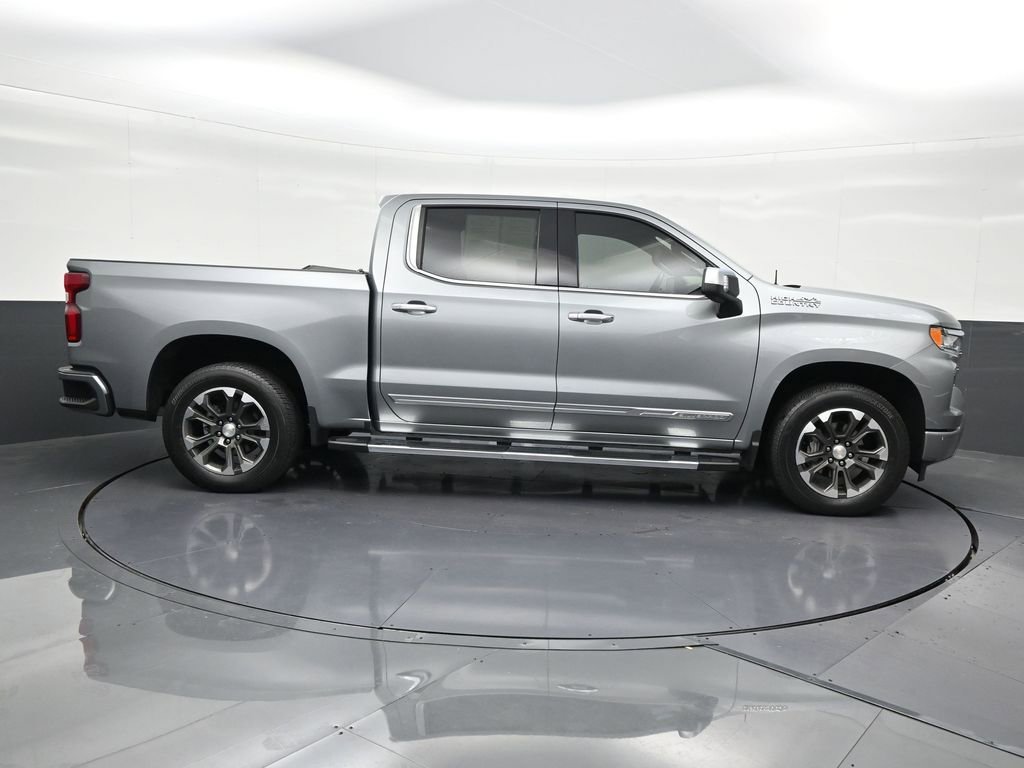 Used 2024 Chevrolet Silverado 1500 High Country RWD image 7