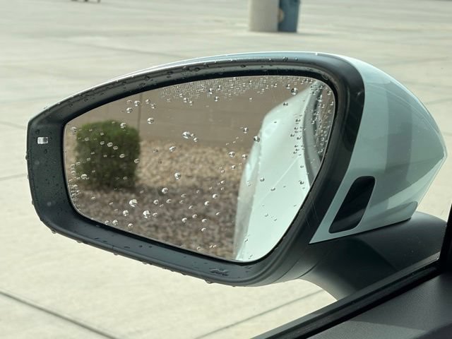 Used 2025 Volkswagen ID.4 Pro RWD image 5