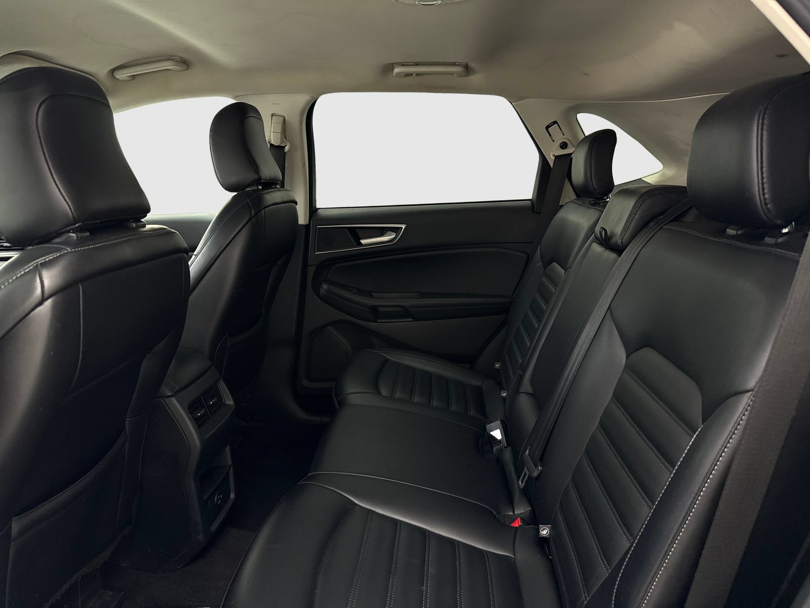 Used 2021 Ford Edge SEL AWD/4WD image 36