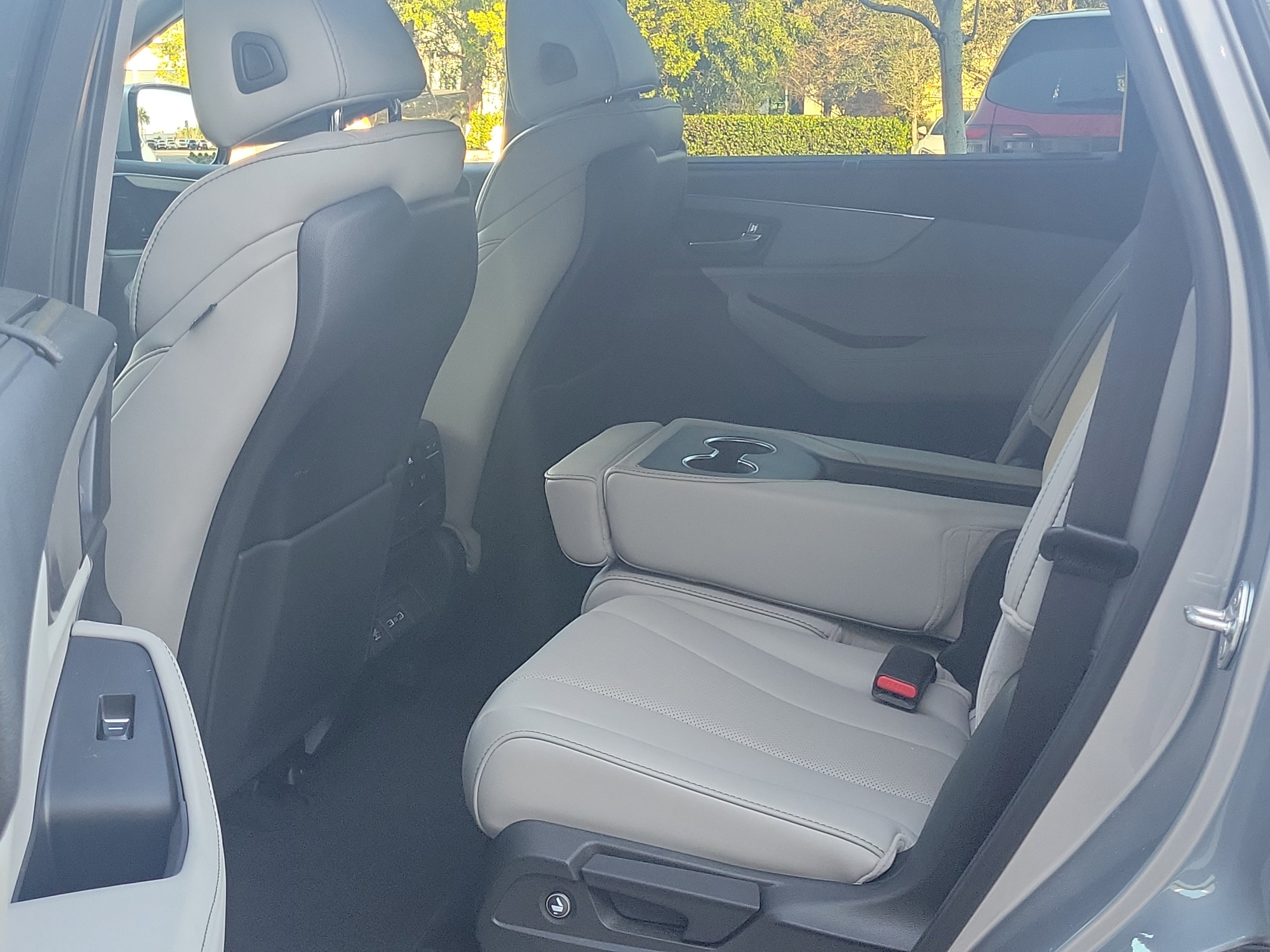 Used 2024 Acura MDX FWD w/ Technology Package image 10