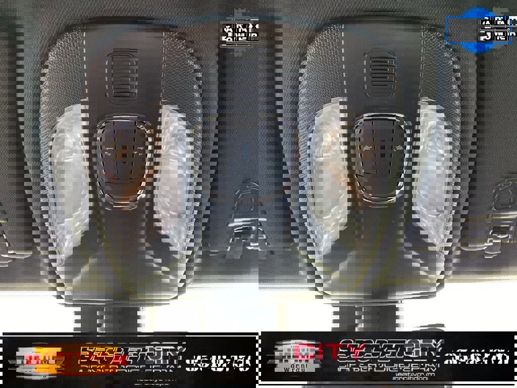 Used 2024 Jeep Compass Trailhawk w/ Trailhawk Convenience Group image 19