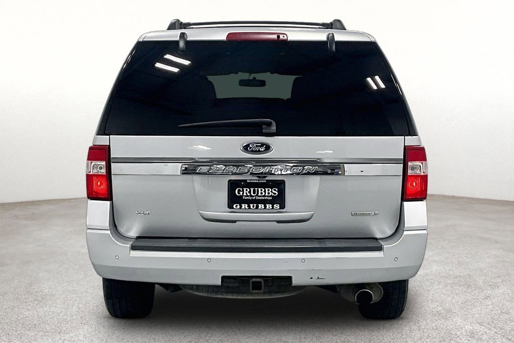 Used 2015 Ford Expedition XLT RWD image 4
