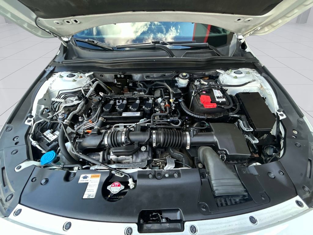 Used 2018 Honda Accord Sport image 10