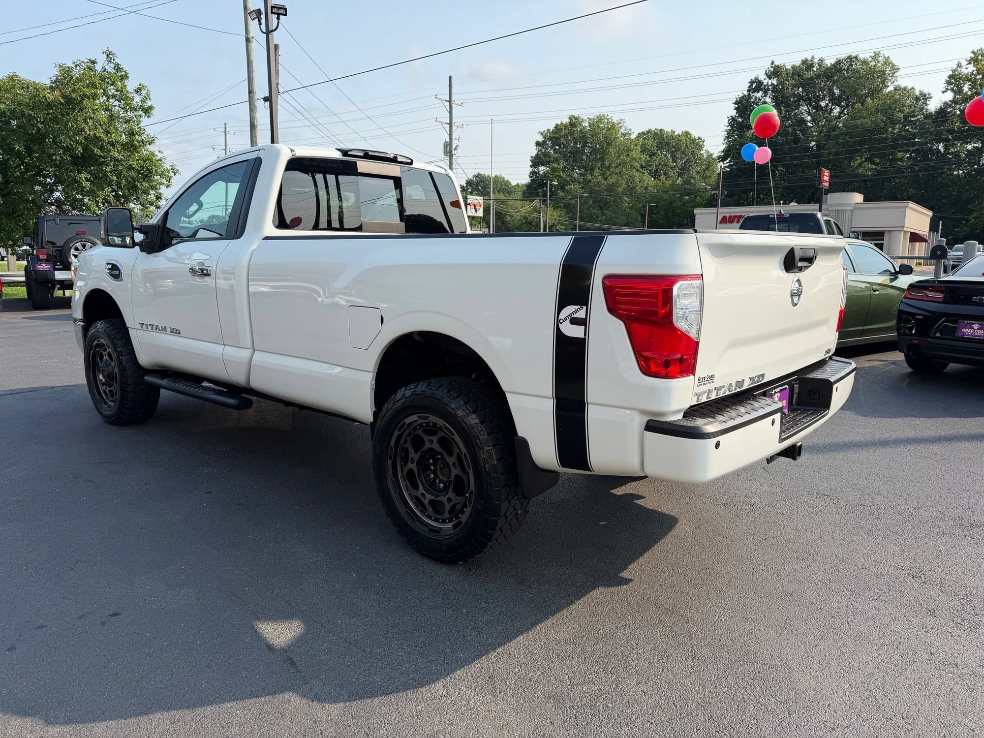 Used 2017 Nissan Titan SV AWD/4WD image 4