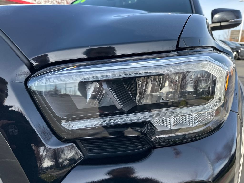 Certified 2021 Toyota Tacoma TRD Off-Road w/ Technology Package image 9