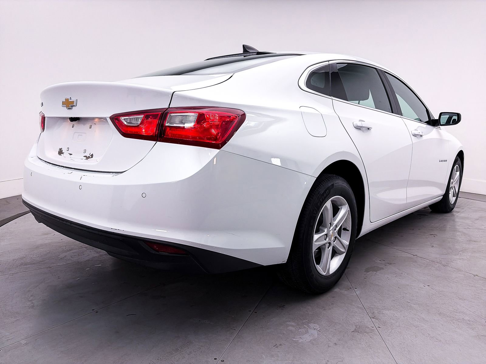 Used 2025 Chevrolet Malibu LS image 15