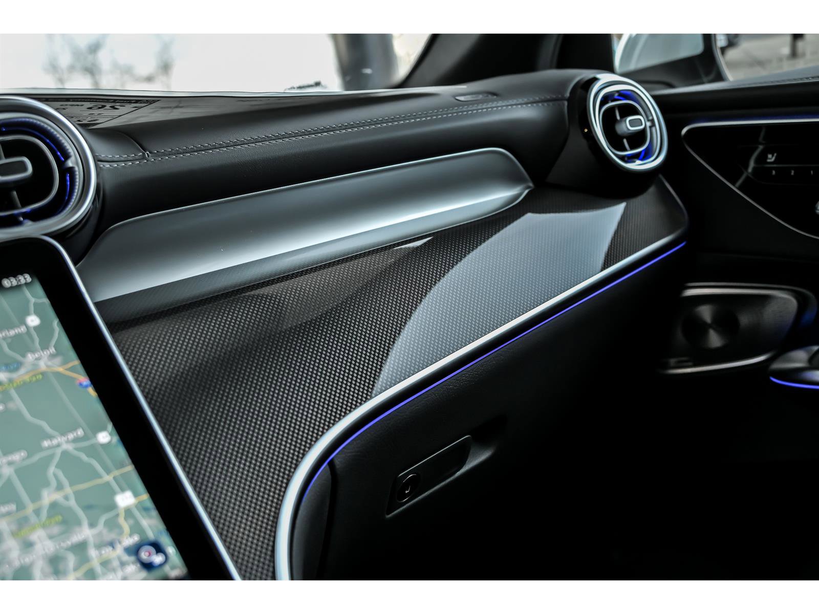 New 2026 Mercedes-Benz GLC 300 4MATIC image 18