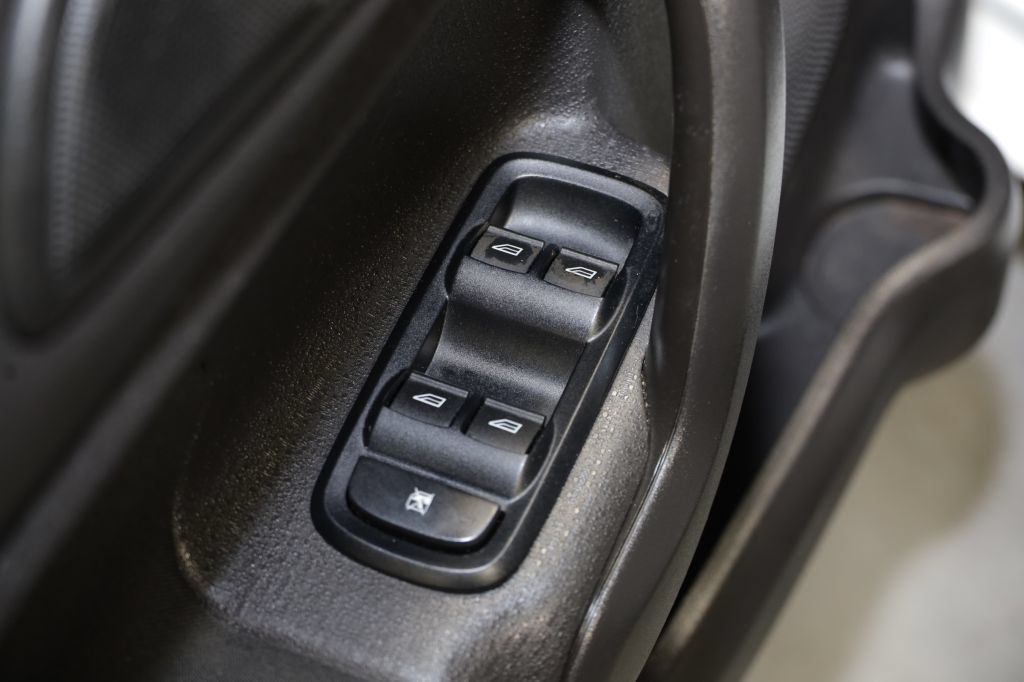 Used 2019 Ford Fiesta SE FWD image 11