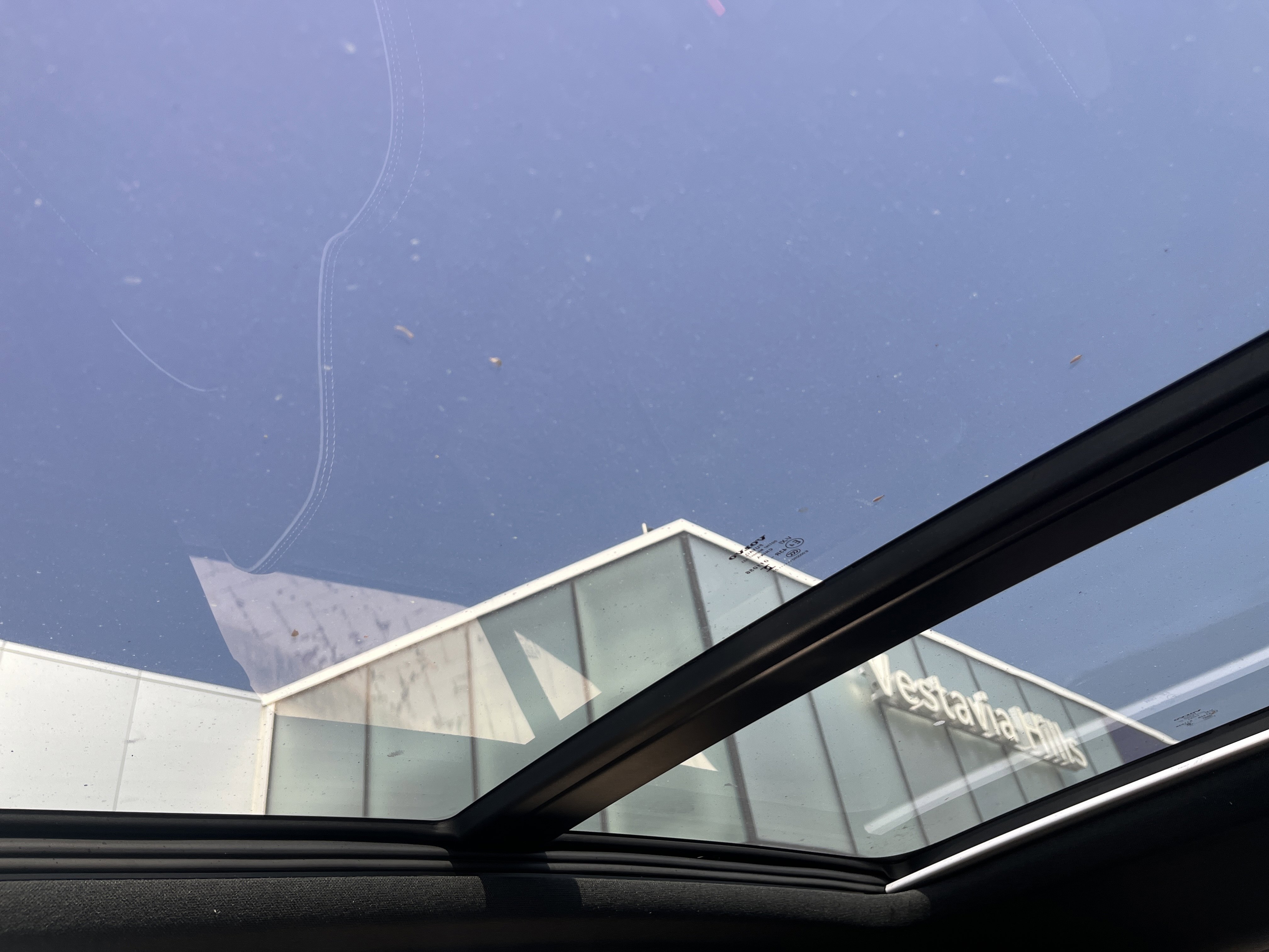 New 2026 Volvo XC40 B5 Ultra w/ Protection Package Premier image 16