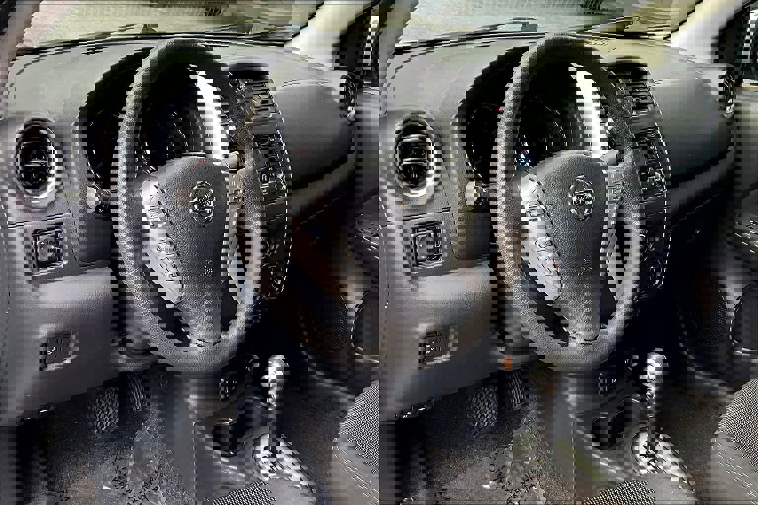 Used 2017 Nissan Versa SV image 16