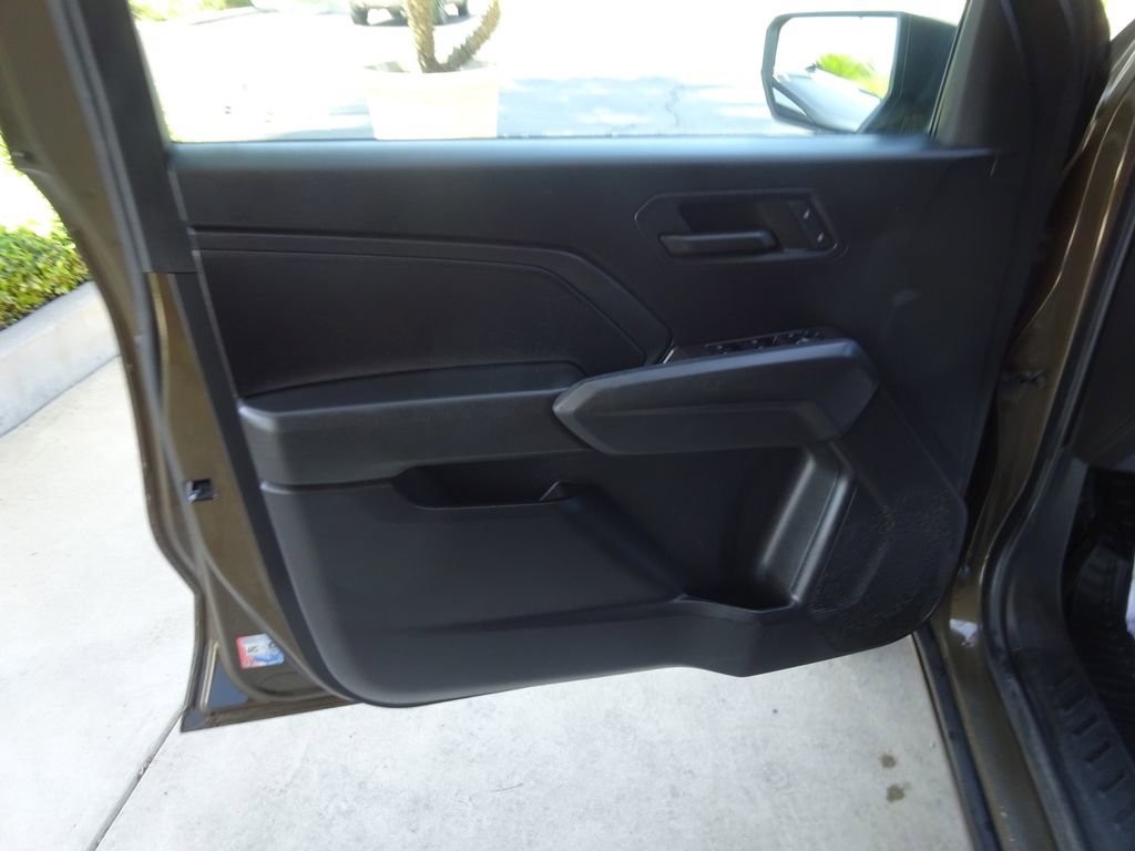 Certified 2023 Chevrolet Colorado W/T RWD image 27