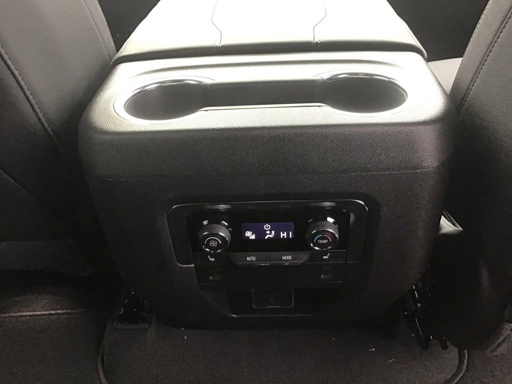 New 2026 Chevrolet Suburban LT w/ Comfort Package image 22