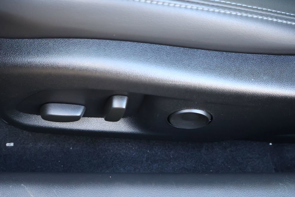 Used 2024 Cadillac CT4 Luxury w/ Cold Weather Package image 33