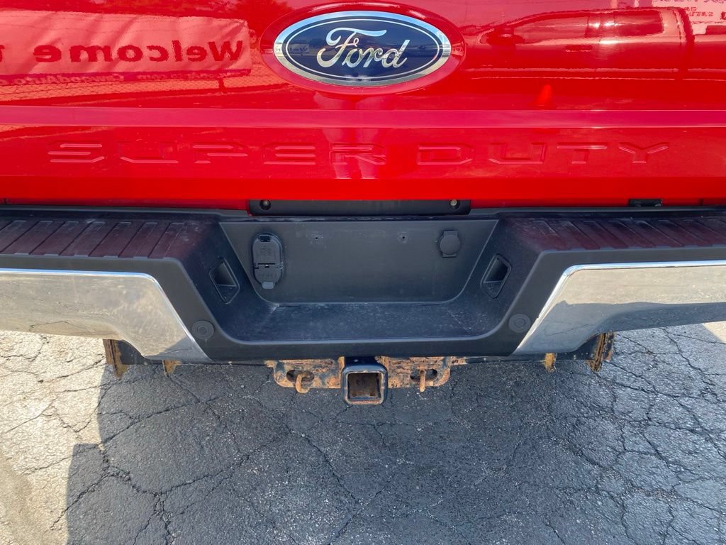 Used 2017 Ford F250 XLT w/ XLT Premium Package AWD/4WD image 4