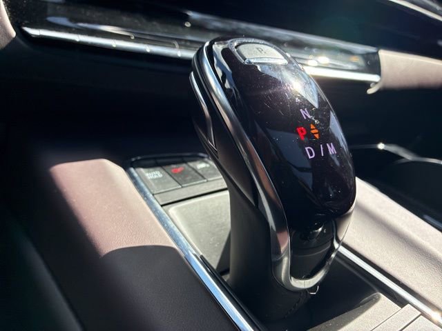 Used 2023 Cadillac Escalade V w/ Heavy-Duty Trailer Package image 35