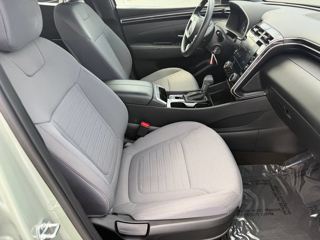 Used 2024 Hyundai Santa Cruz SE AWD/4WD image 15