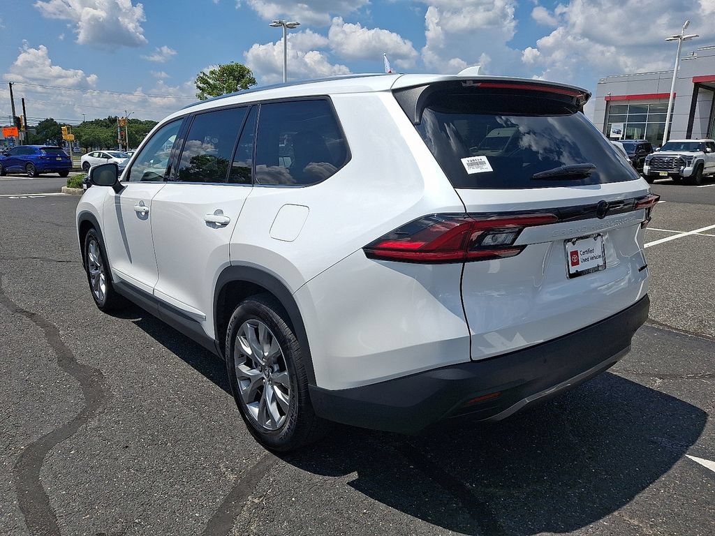 Certified 2025 Toyota Grand Highlander FWD image 4