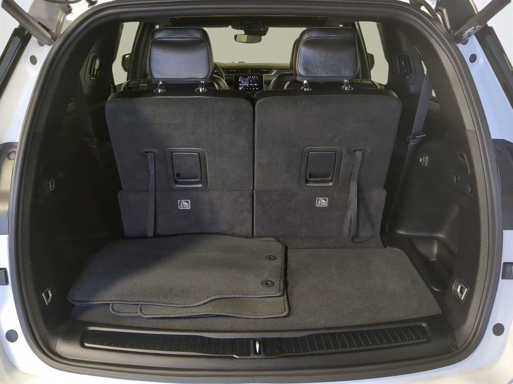 Used 2024 Jeep Grand Cherokee L Laredo image 14