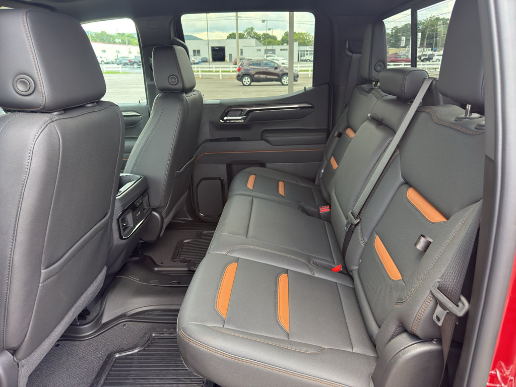 Used 2026 GMC Sierra 1500 AT4 w/ AT4 Premium Package AWD/4WD image 11