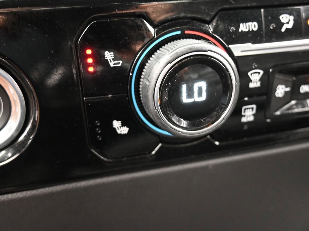 Used 2023 Chevrolet Silverado 1500 LT image 25