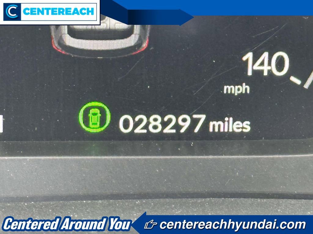 Used 2023 Honda Pilot Elite image 25