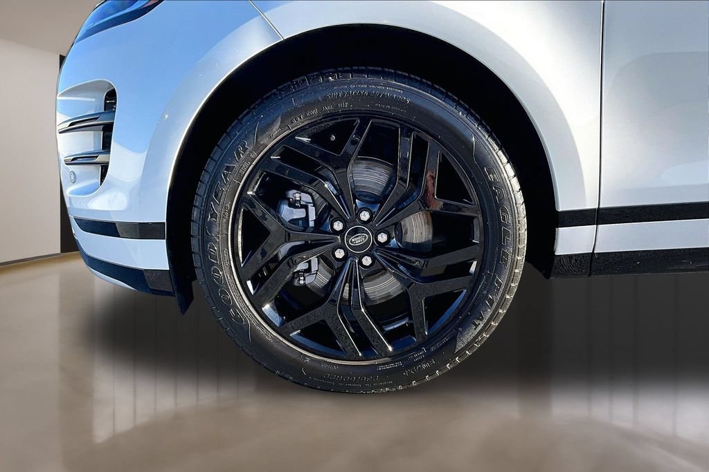 Certified 2023 Land Rover Range Rover Evoque R-Dynamic S AWD/4WD image 32