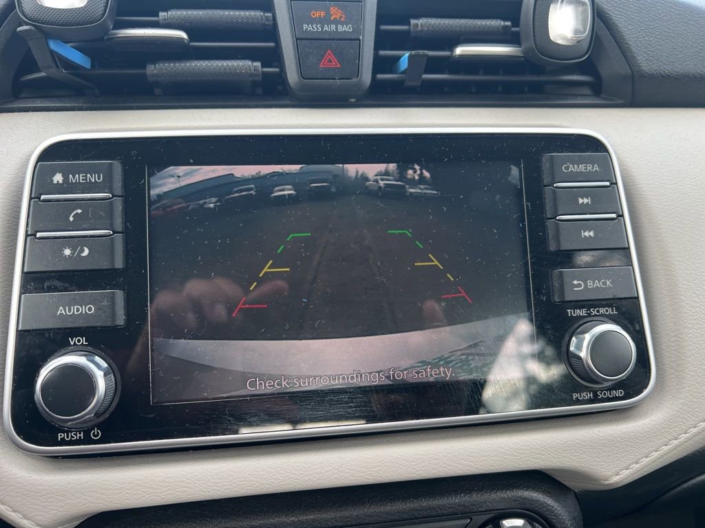 Used 2021 Nissan Versa SV image 10