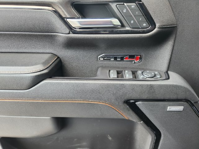 Used 2023 GMC Sierra 1500 AT4 w/ AT4 Premium Package AWD/4WD image 21
