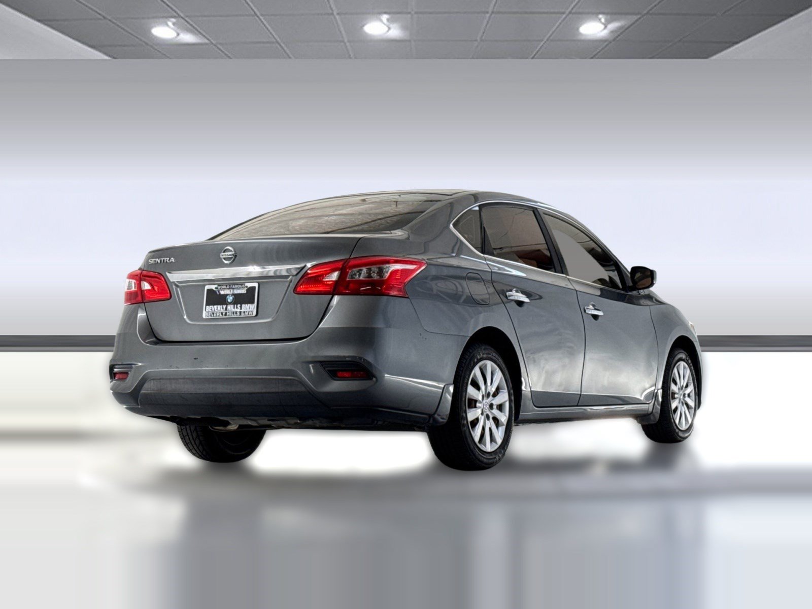 Used 2016 Nissan Sentra S FWD image 8