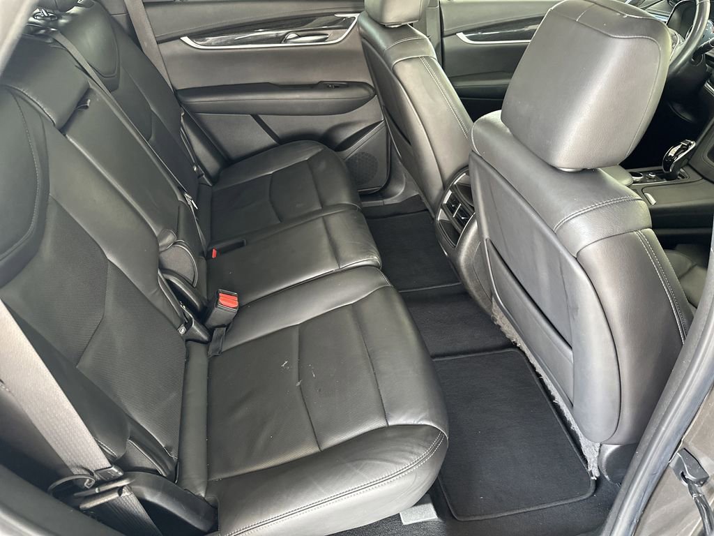 Used 2020 Cadillac XT5 Premium Luxury image 35