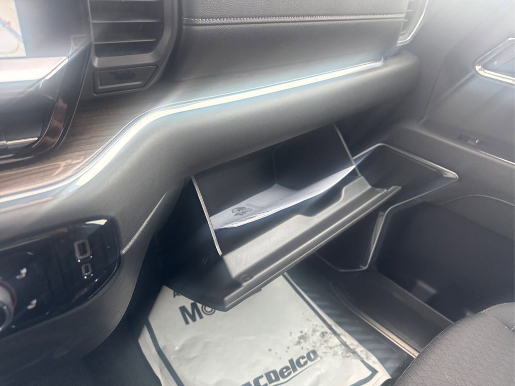 Used 2024 Chevrolet Silverado 1500 RST w/ Protection Package image 17