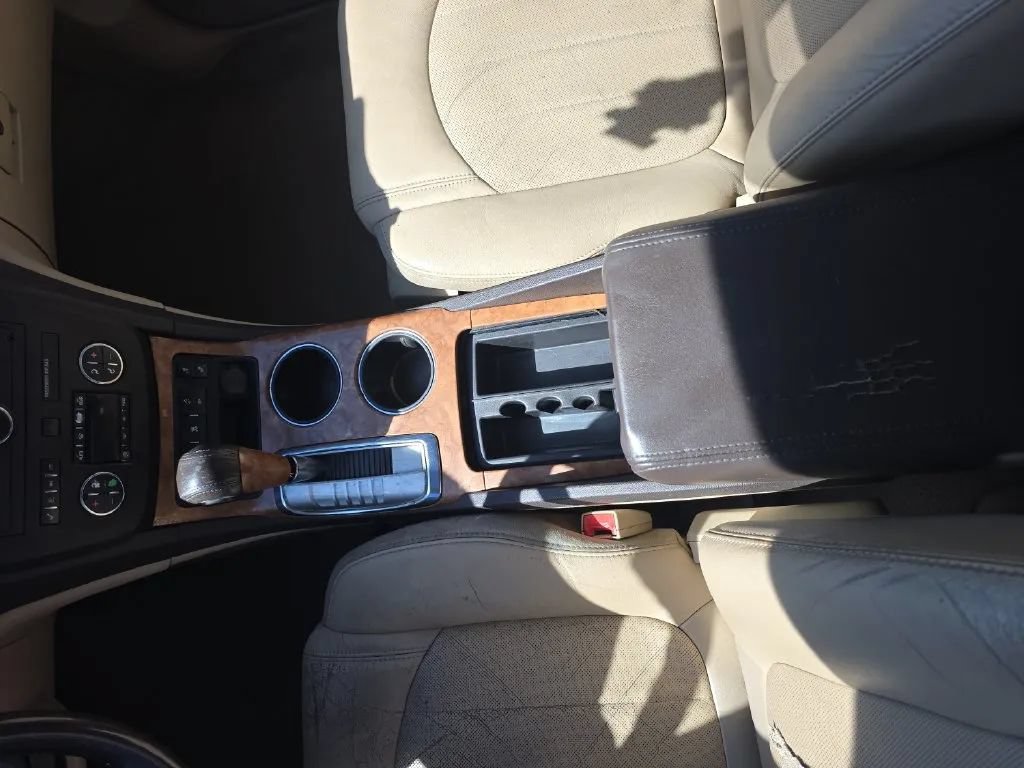 Used 2012 Buick Enclave Leather FWD image 20