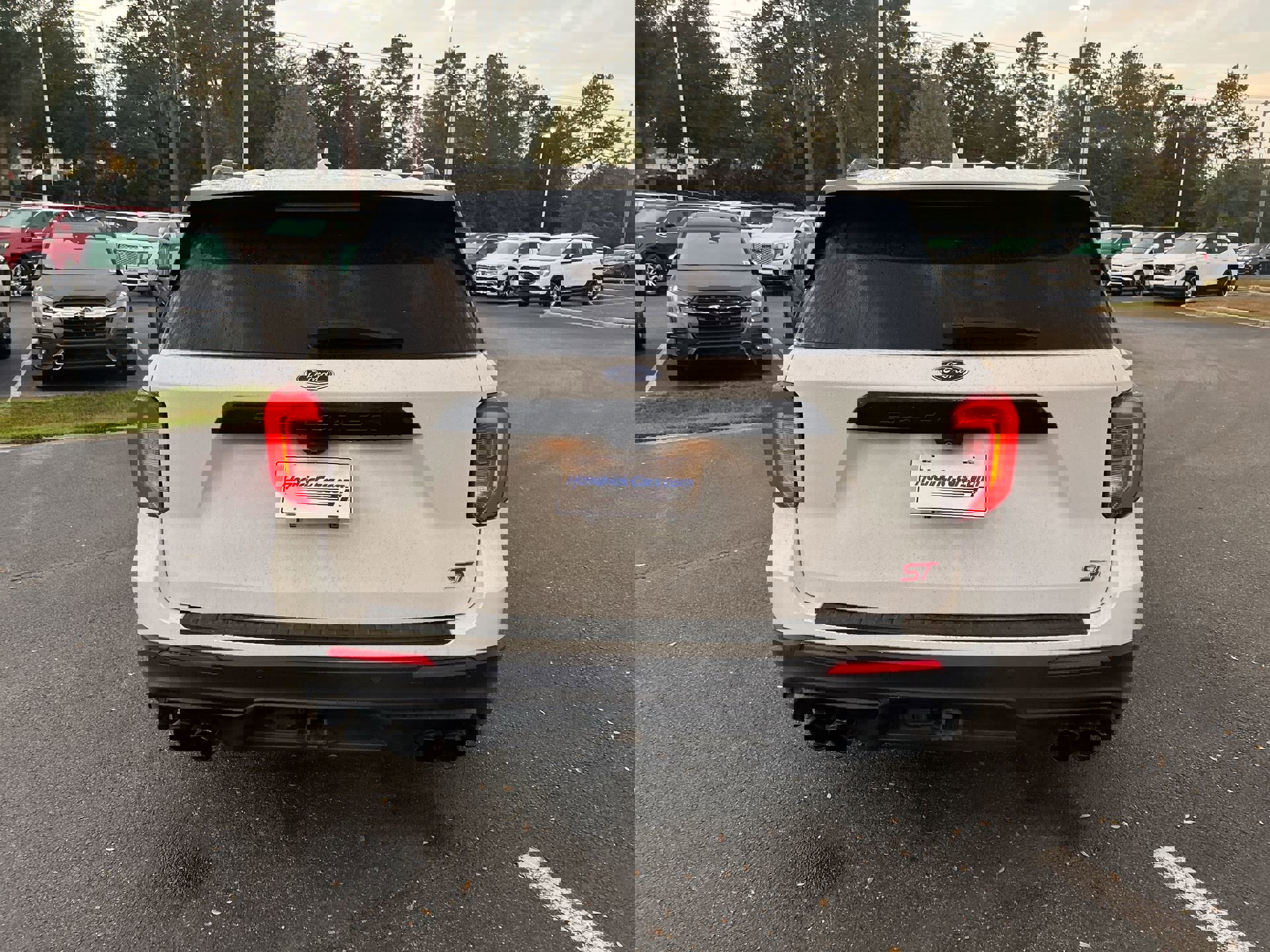 Used 2020 Ford Explorer ST w/ ST Street Pack image 8