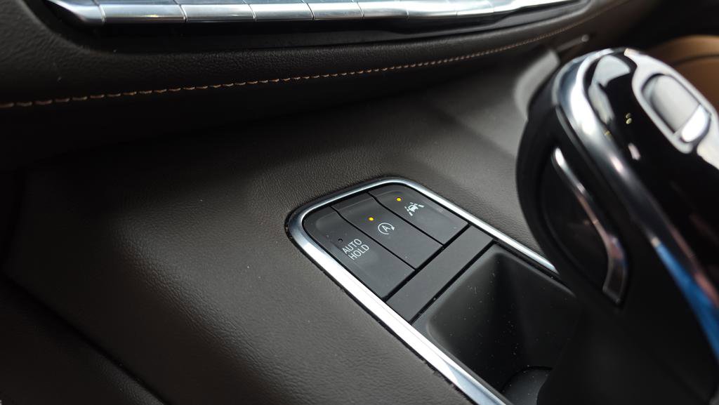 Used 2022 Cadillac Escalade ESV Premium Luxury image 40