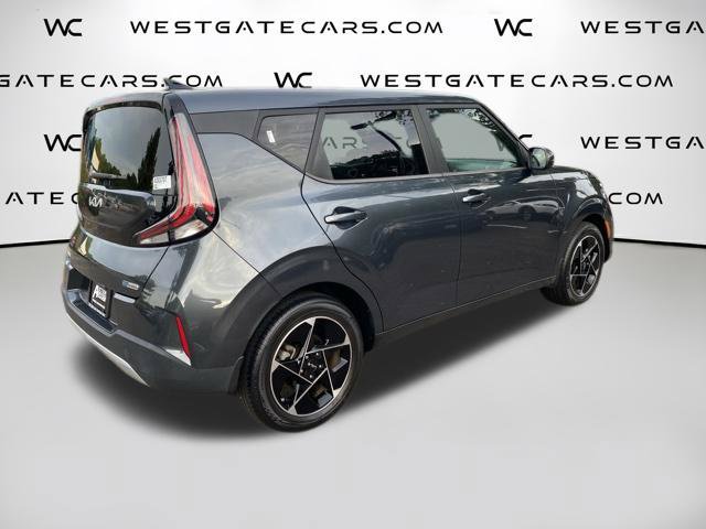 Used 2023 Kia Soul EX FWD image 25