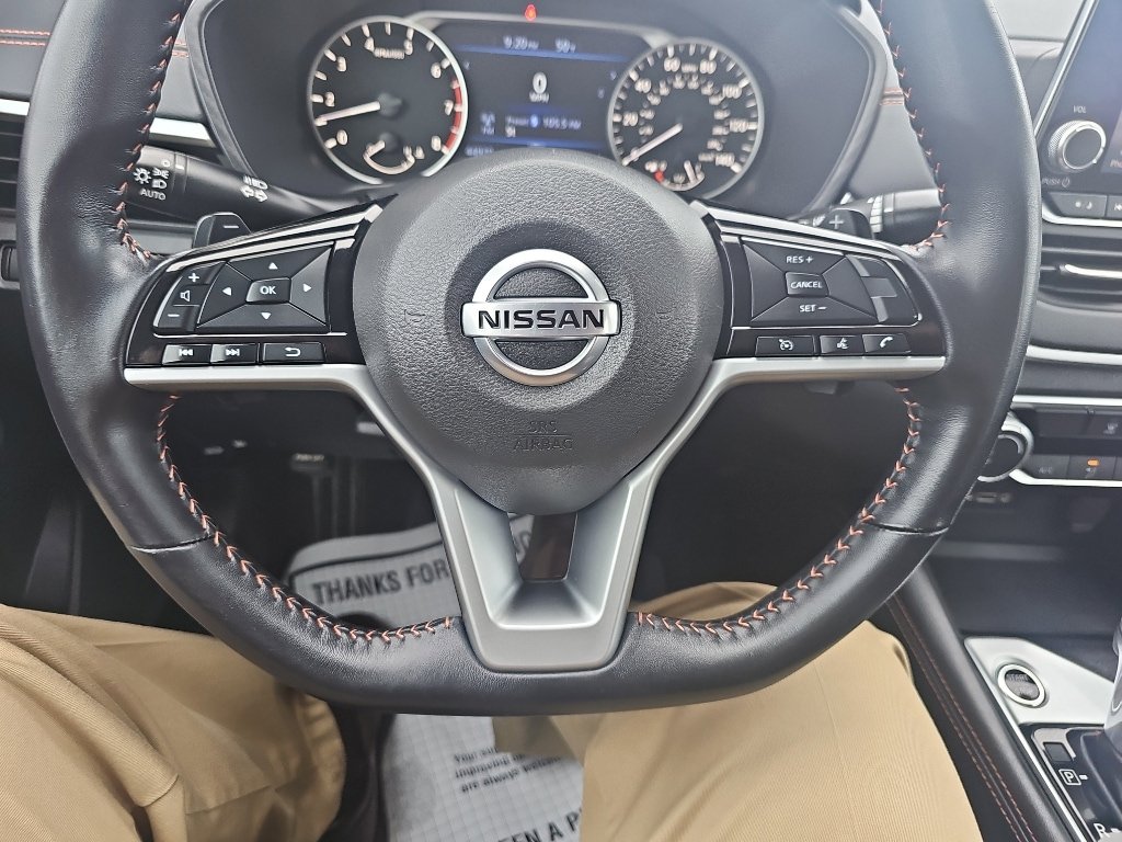 Used 2021 Nissan Altima 2.5 SR FWD image 14