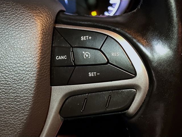 Used 2021 Jeep Grand Cherokee Laredo X image 35