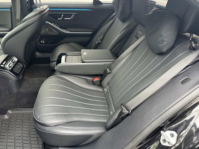 Used 2022 Mercedes-Benz S 500 4MATIC image 11