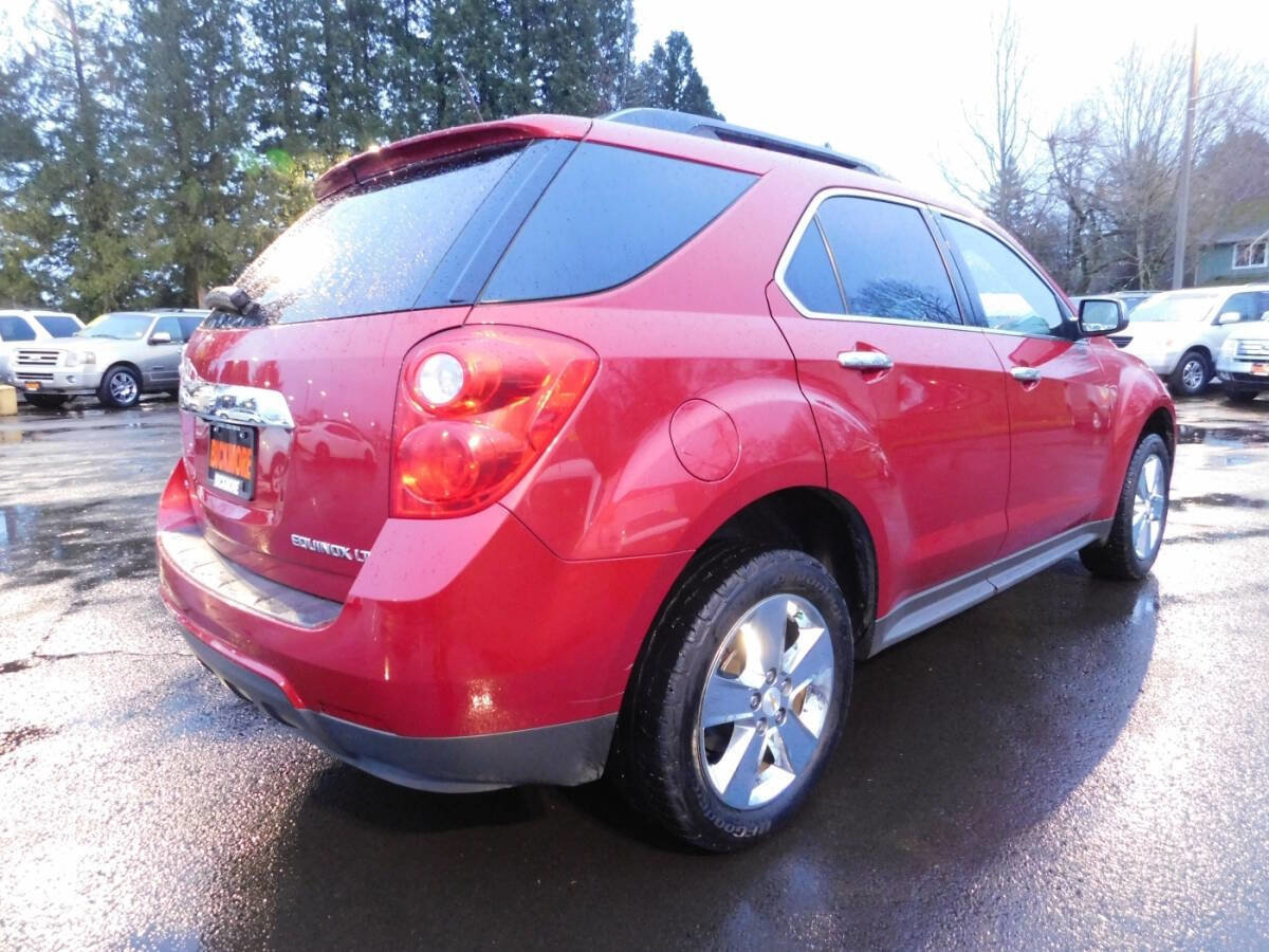 Used 2015 Chevrolet Equinox LT image 2