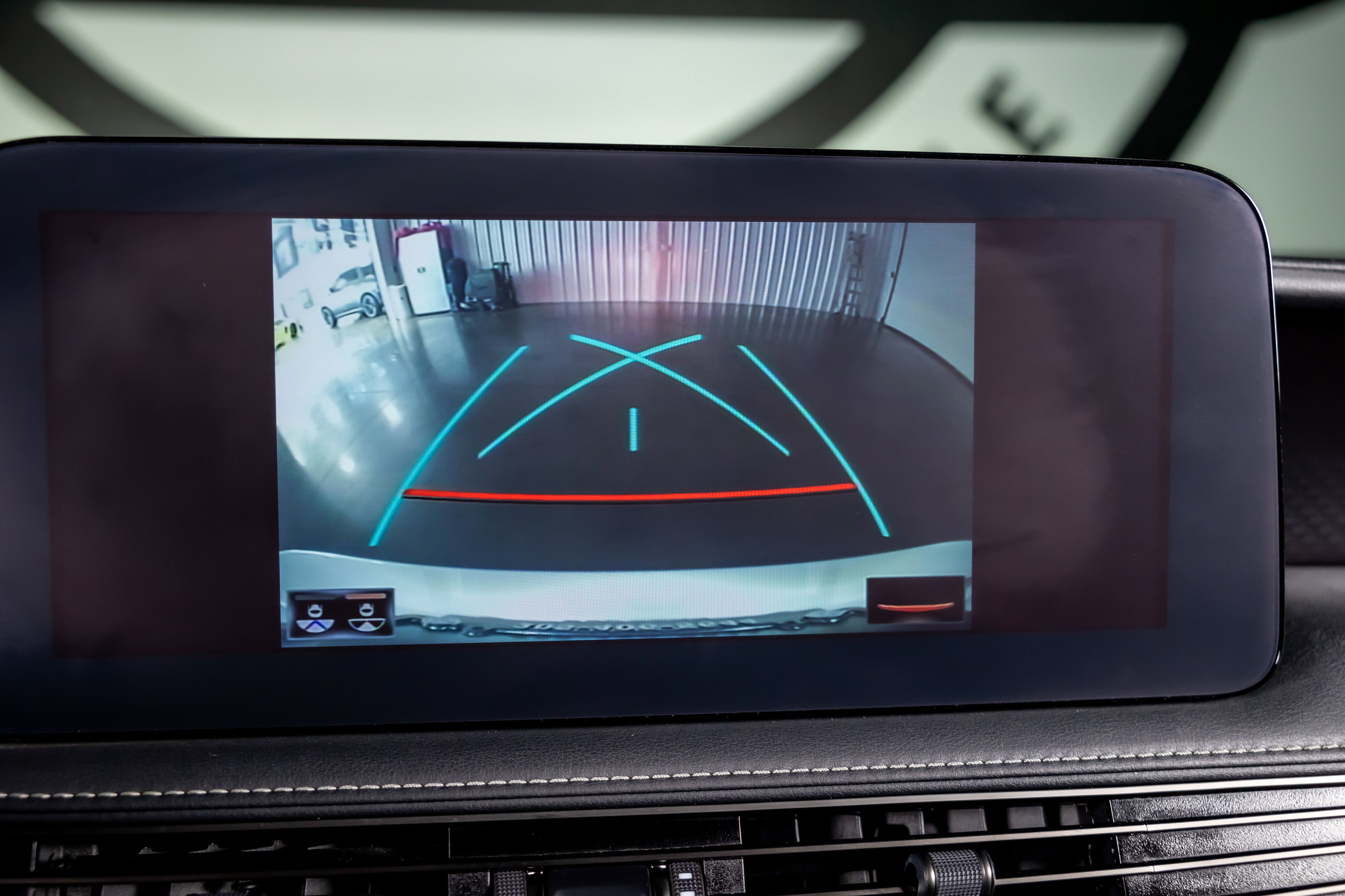 Used 2021 Lexus LS 500 w/ Accessory Package (Z2) RWD image 11