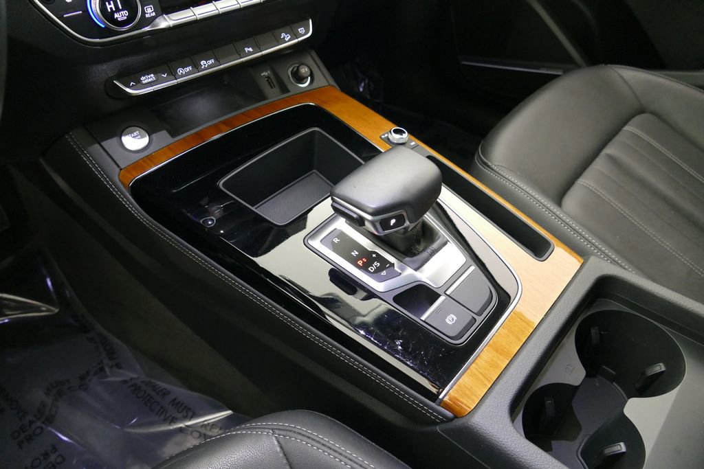 Used 2023 Audi Q5 2.0T Premium Plus w/ Premium Plus Package image 12