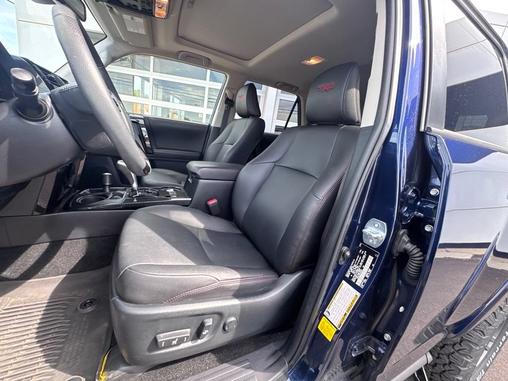 Used 2022 Toyota 4Runner TRD Off-Road Premium w/ TRD Black Wheel Package (TMS) AWD/4WD image 14