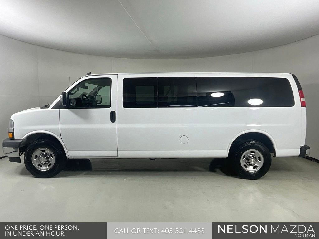 Used 2020 Chevrolet Express 3500 LT w/ LT Preferred Equipment Group RWD image 9