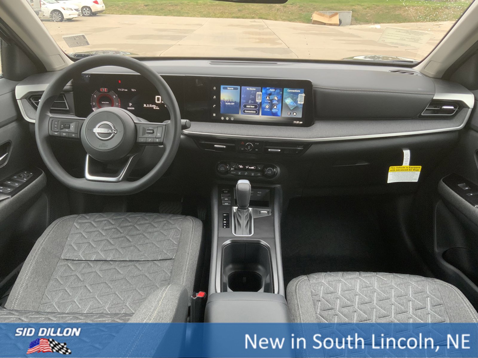 New 2026 Nissan Kicks SV w/ SV Premium Package image 5